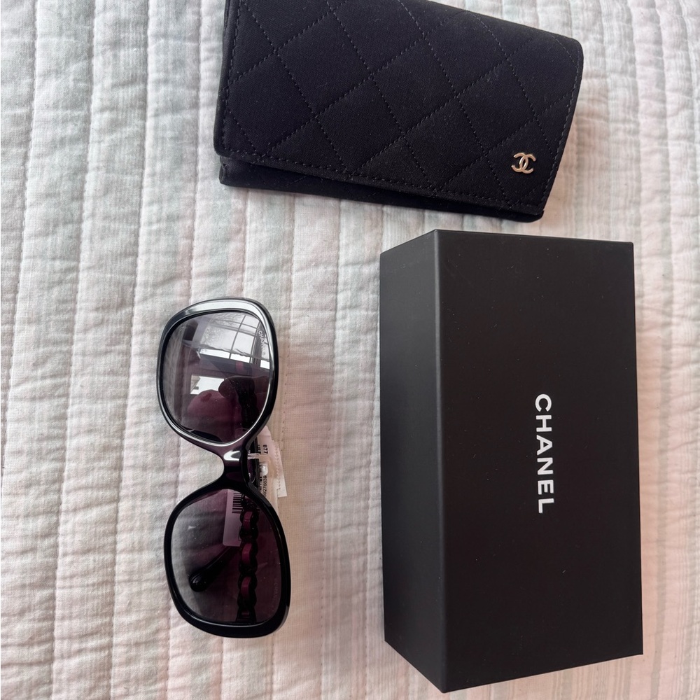 CHANEL Black Sunglasses with Quilted Case